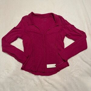 NWT - Anthropologie Pilcro Magenta long sleeve top Size M